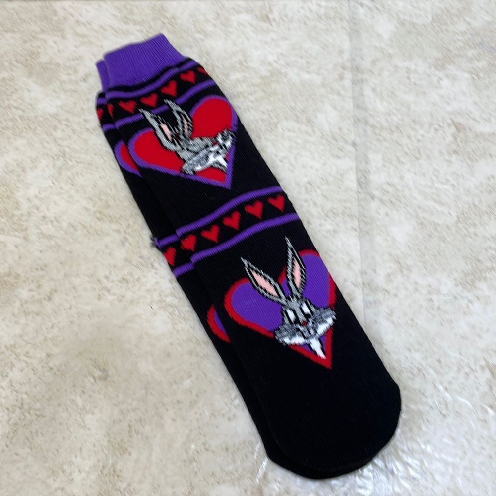 VINTAGE NEW WITHOUT TAGS LOONEY TUNES BUGS BUNNY SLIPPER SOX